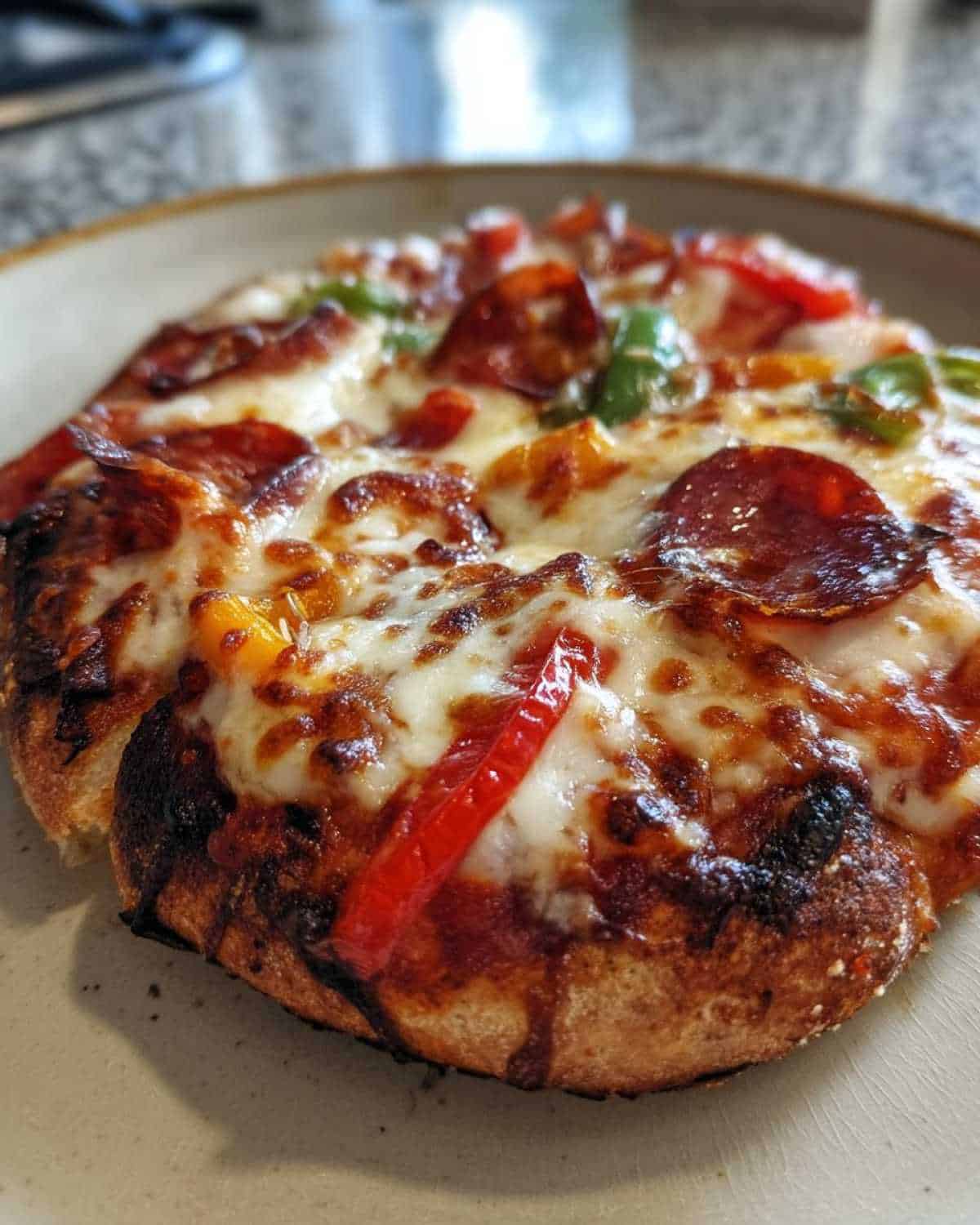 DIY Grilled Pizzas for Kids: Fun Summer Family Dinner Activity - detail 1