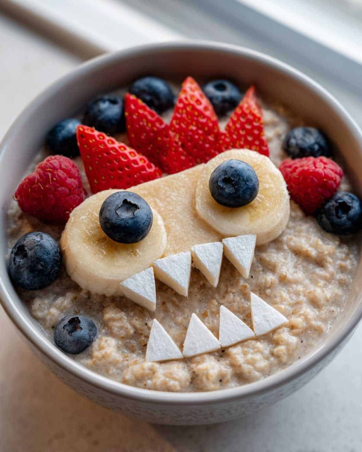 Dinosaur Oatmeal for Kids: Making Healthy Breakfast Roar-some! - detail 3