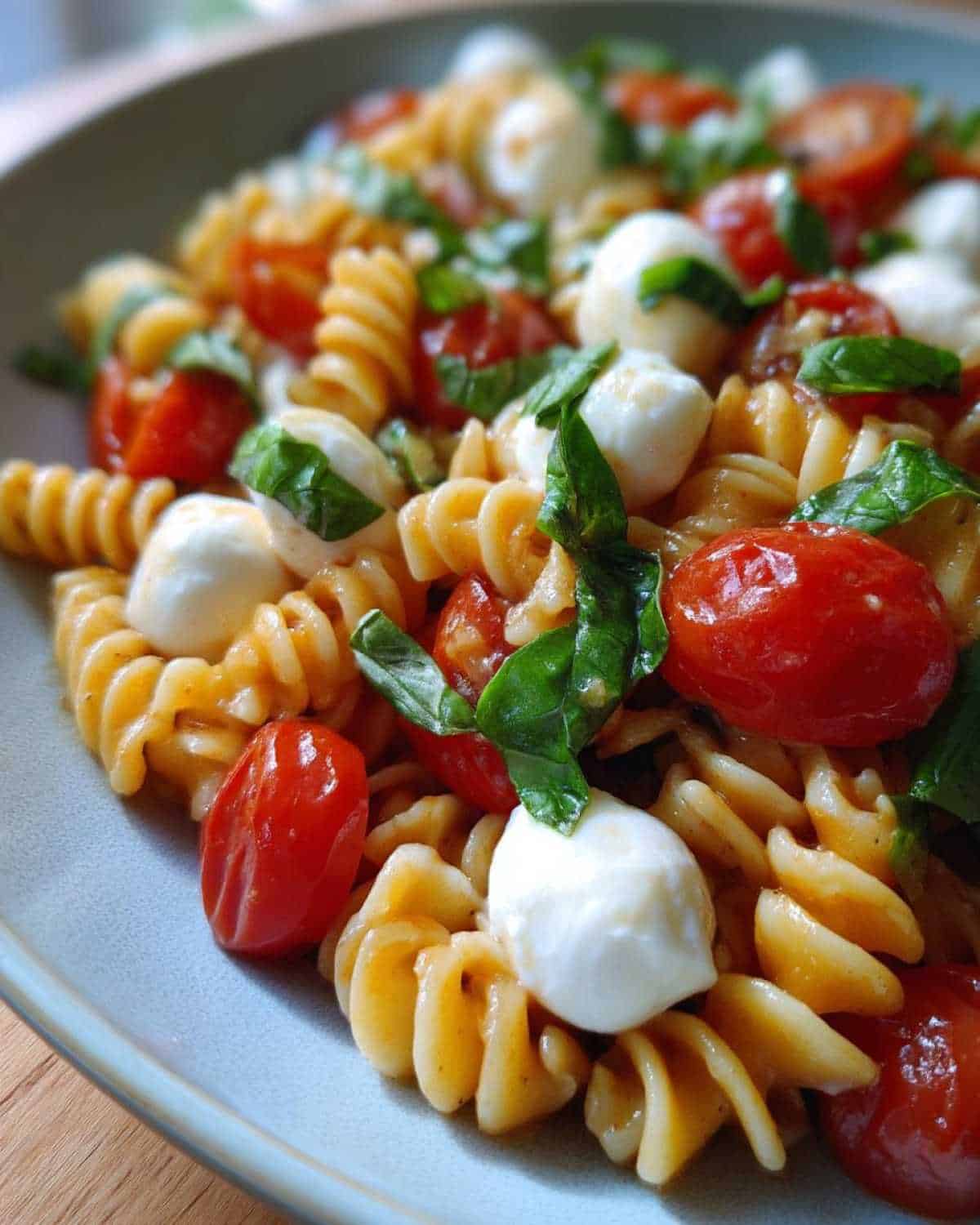 Easy Caprese Pasta for Kids: Simple & Fresh Summer Dinner - detail 2