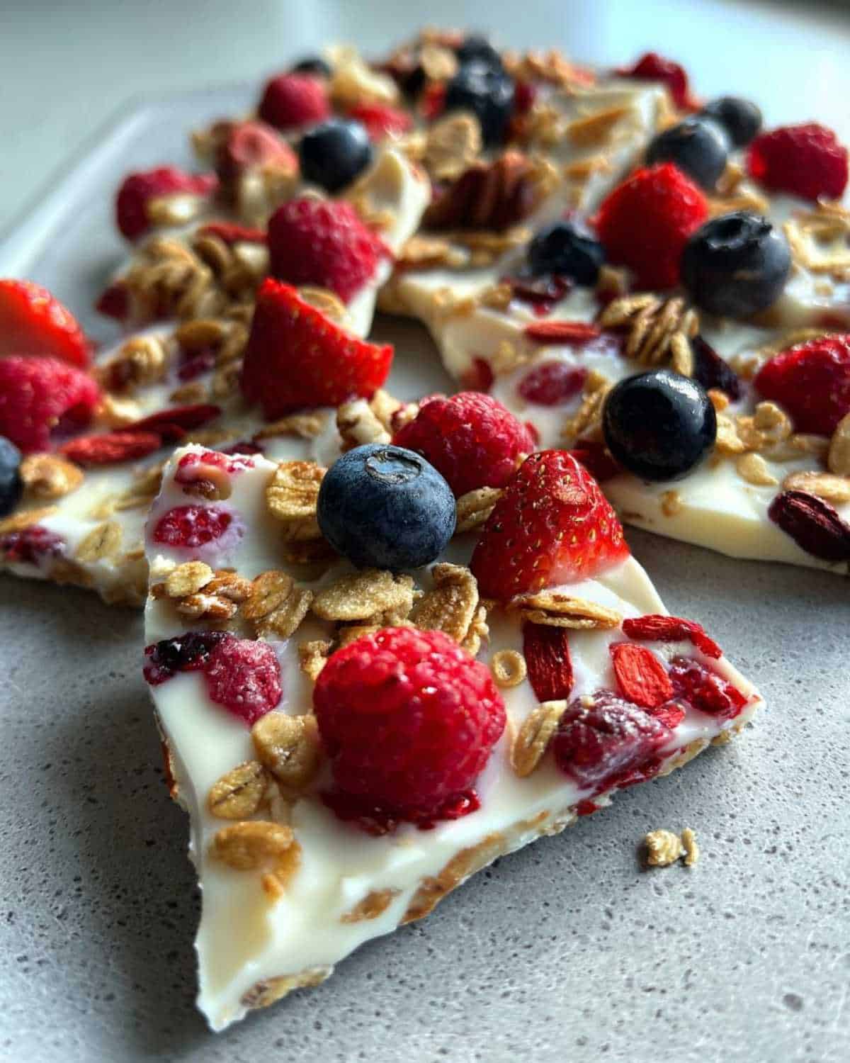 Frozen Yogurt Breakfast Bark for Kids: Cool & Healthy Summer Starter - detail 2