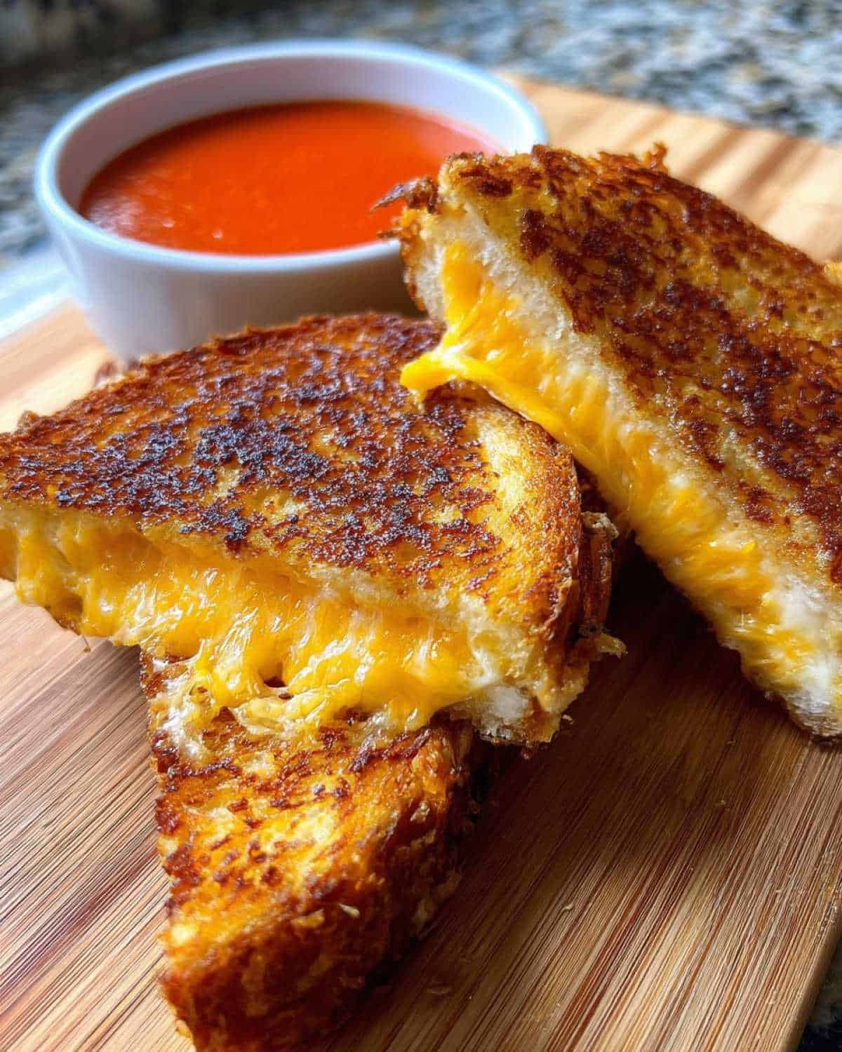 Grilled Cheese Dippers for Kids: Fun Summer Lunch Idea with Tomato Soup - detail 1
