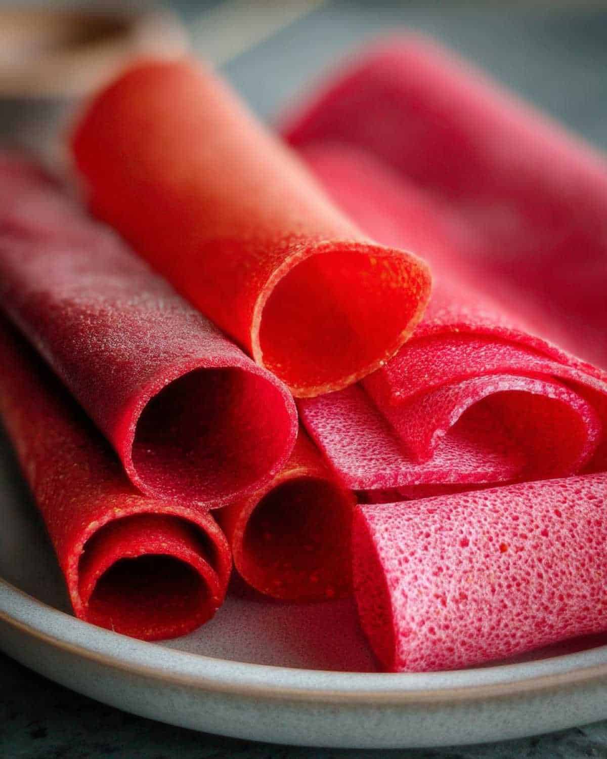 Homemade Fruit Leather Roll-Ups Kids Love: Strawberry & Apple - detail 1