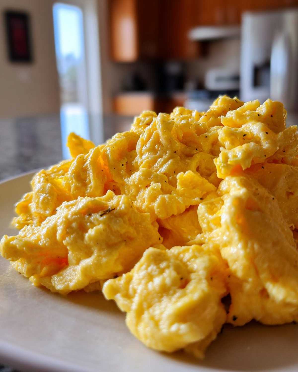 Kid-Friendly 2 Minute Microwave Scrambled Eggs - detail 1