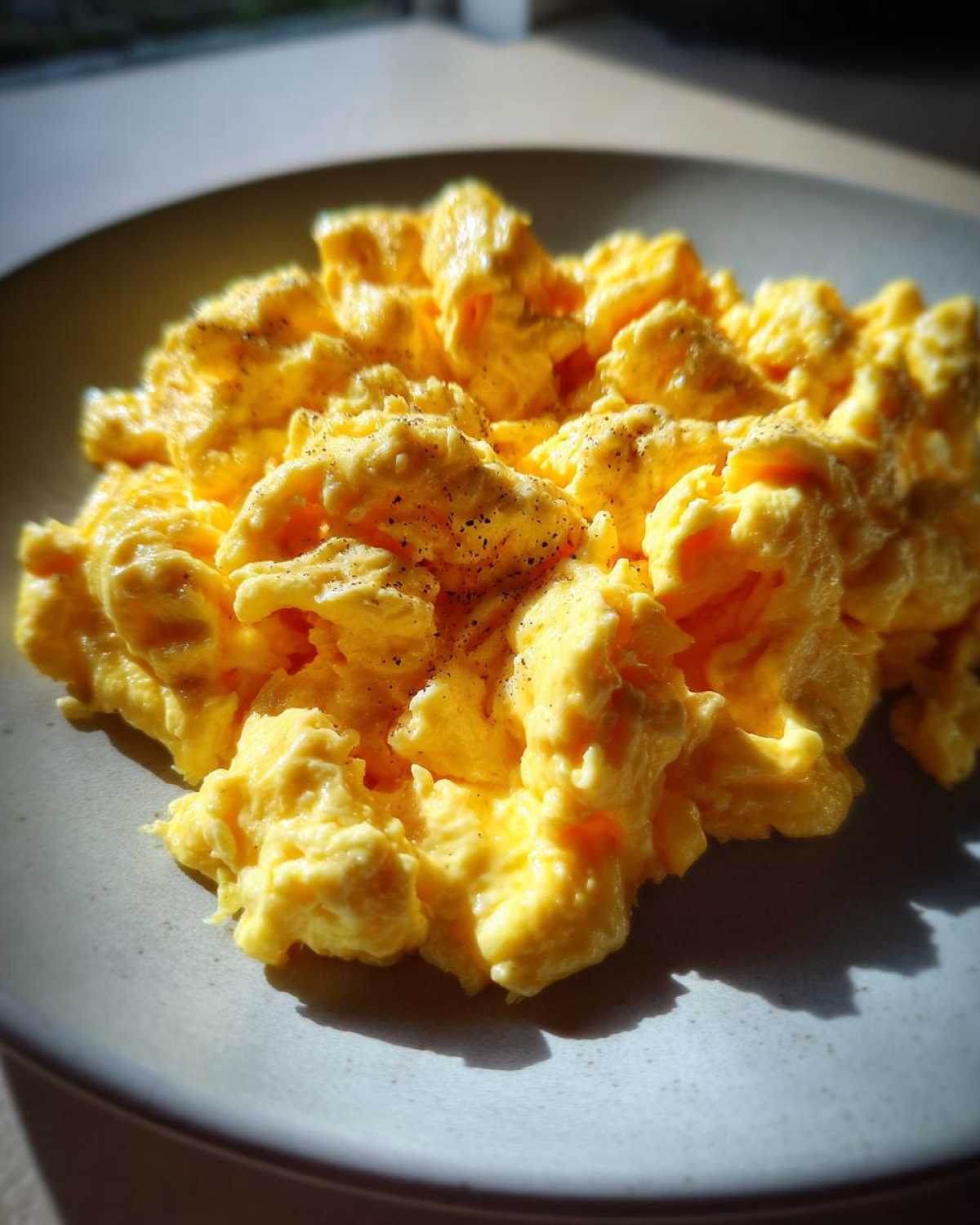 Kid-Friendly 2 Minute Microwave Scrambled Eggs - detail 4