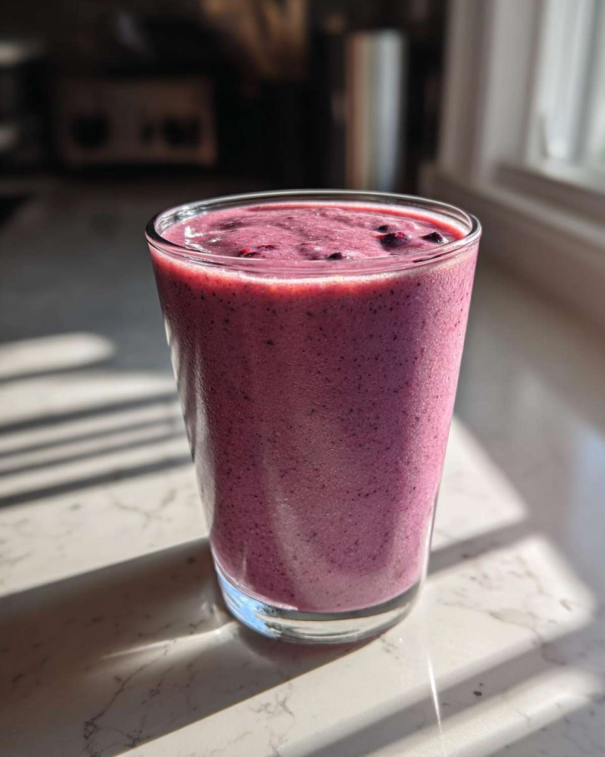 Kid-Friendly Almond Berry Smoothie - detail 3