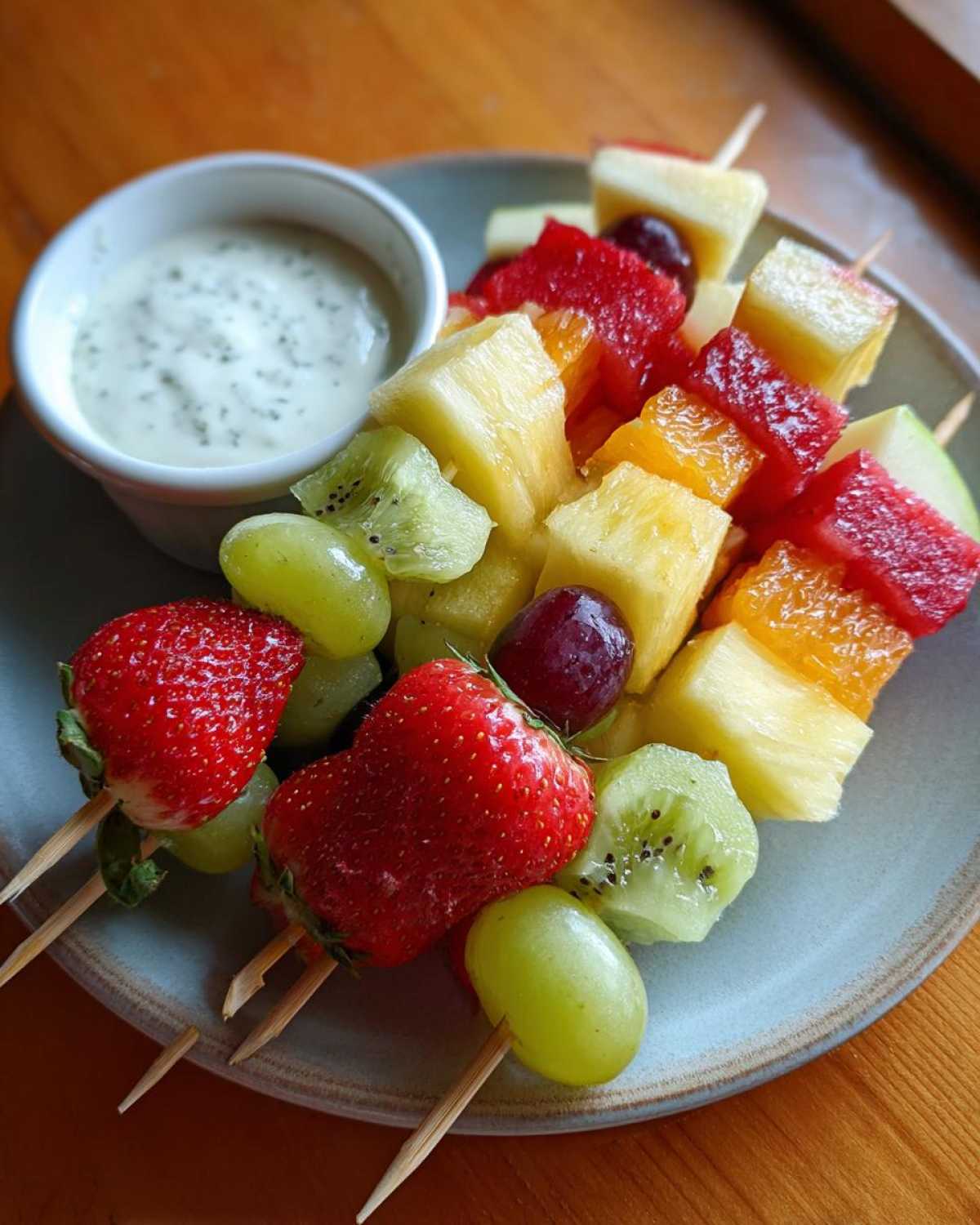 Kid-Friendly Apple Fruit Skewers with Yogurt Dip - detail 3