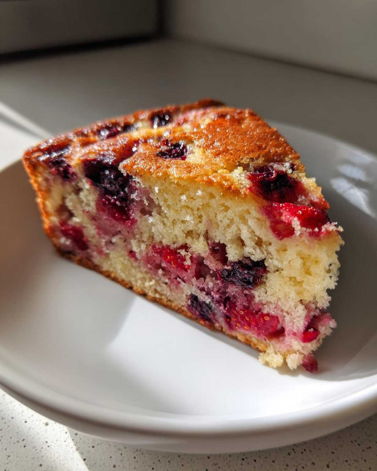 Kid-Friendly Berry Breakfast Cake (Healthy) - detail 1