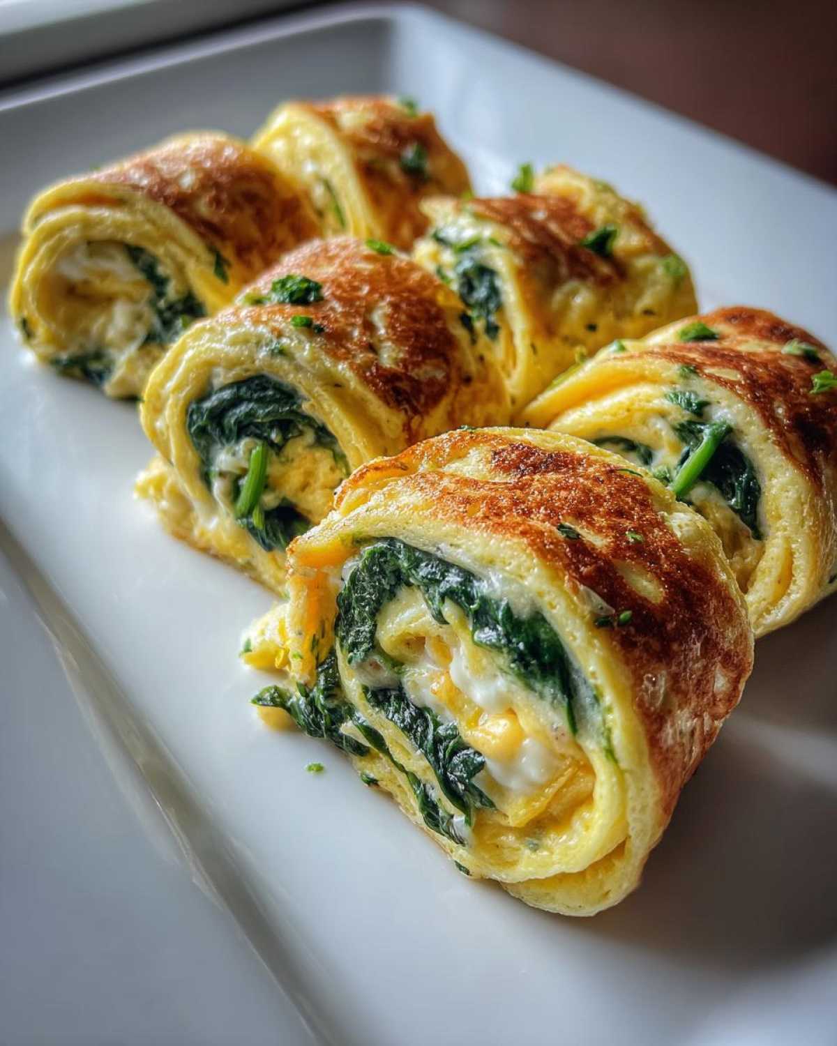 Kid-Friendly Cheesy Spinach Omelet Roll-Ups - detail 2