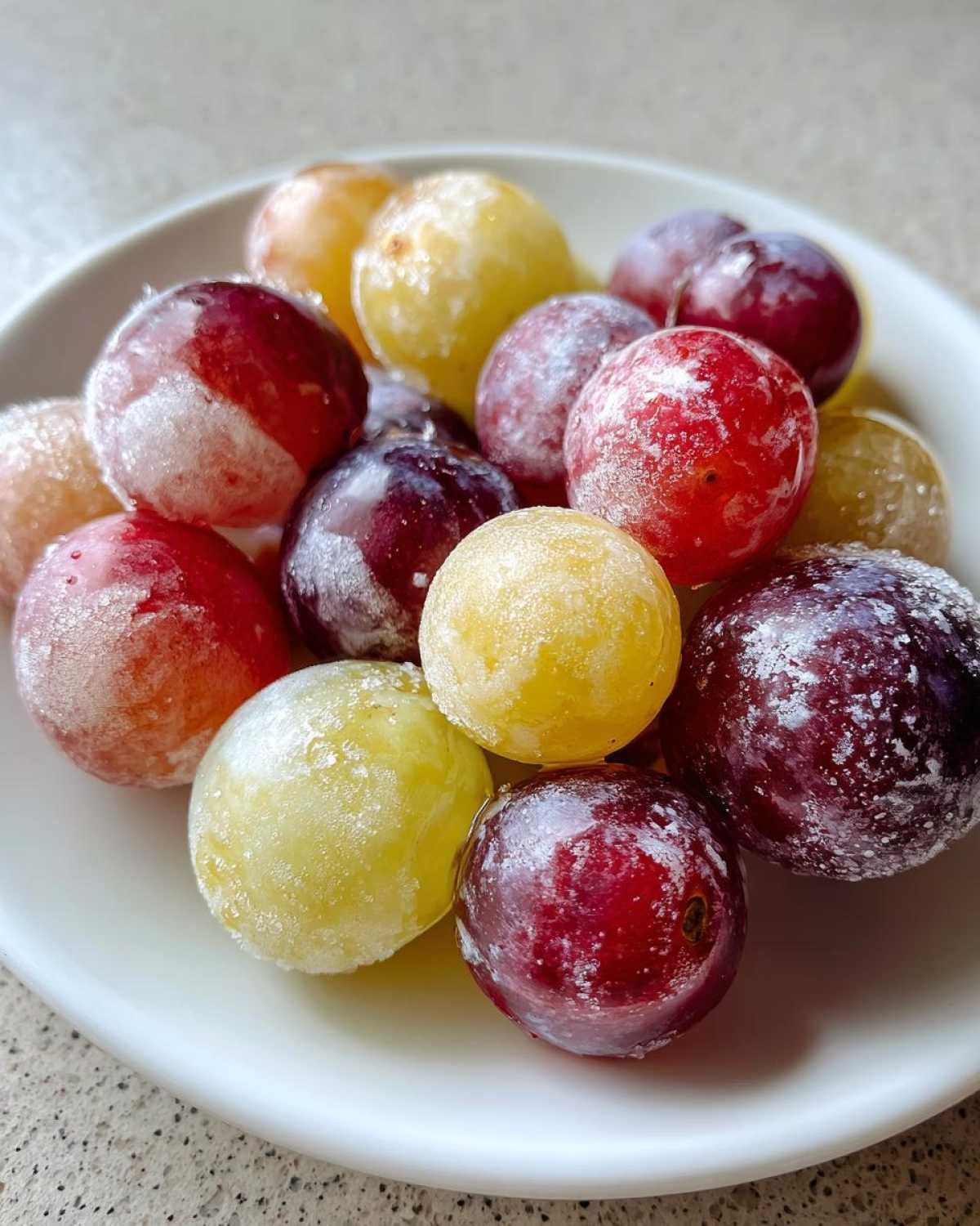 Kid-Friendly Frozen Grape Bites - detail 3