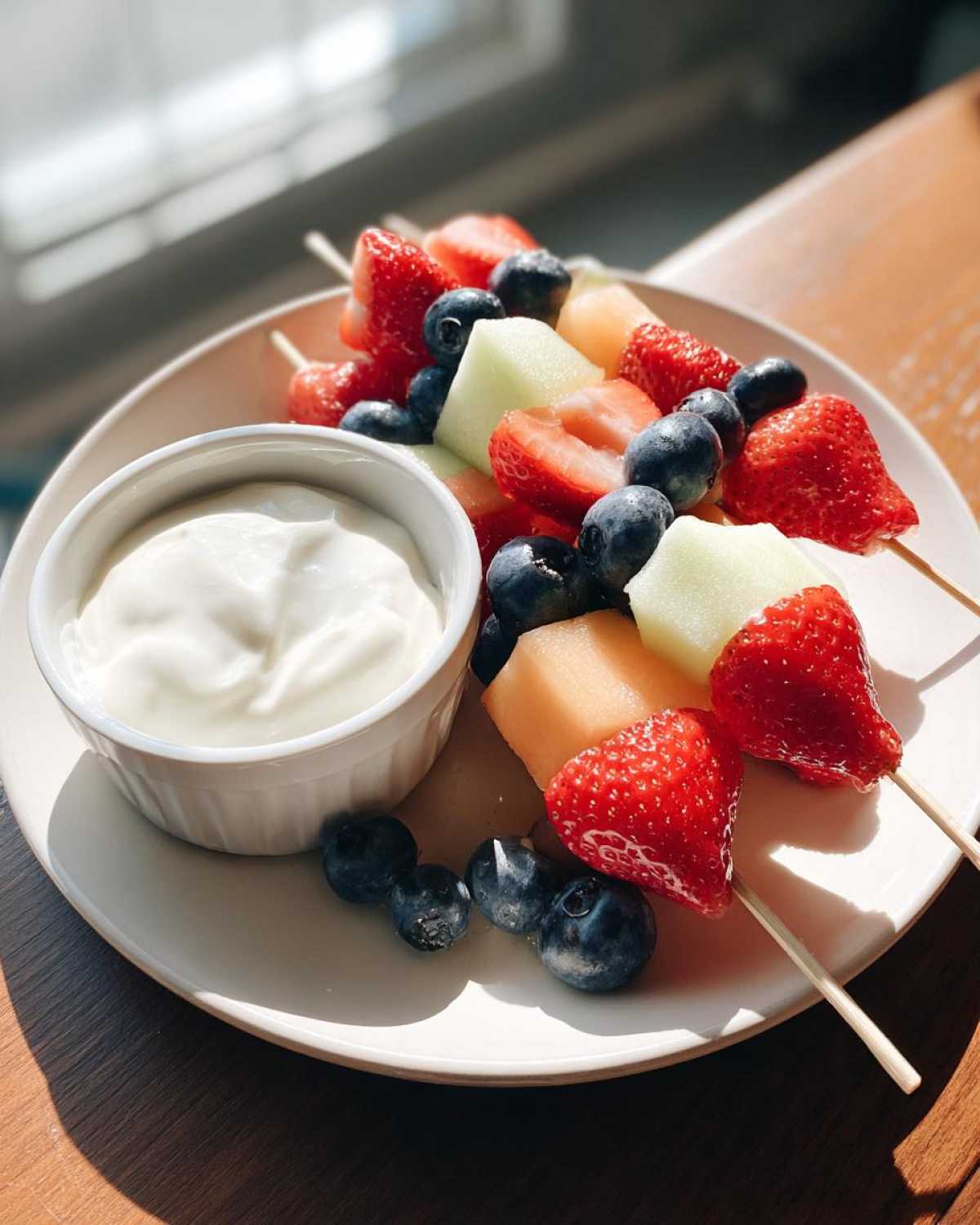 Kid-Friendly Fruit & Yogurt Skewers - detail 3