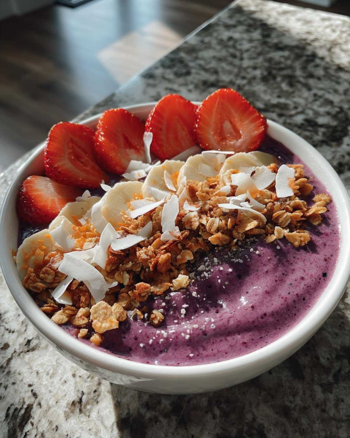 Kid-Friendly Healthy Berry Smoothie Bowl - detail 2