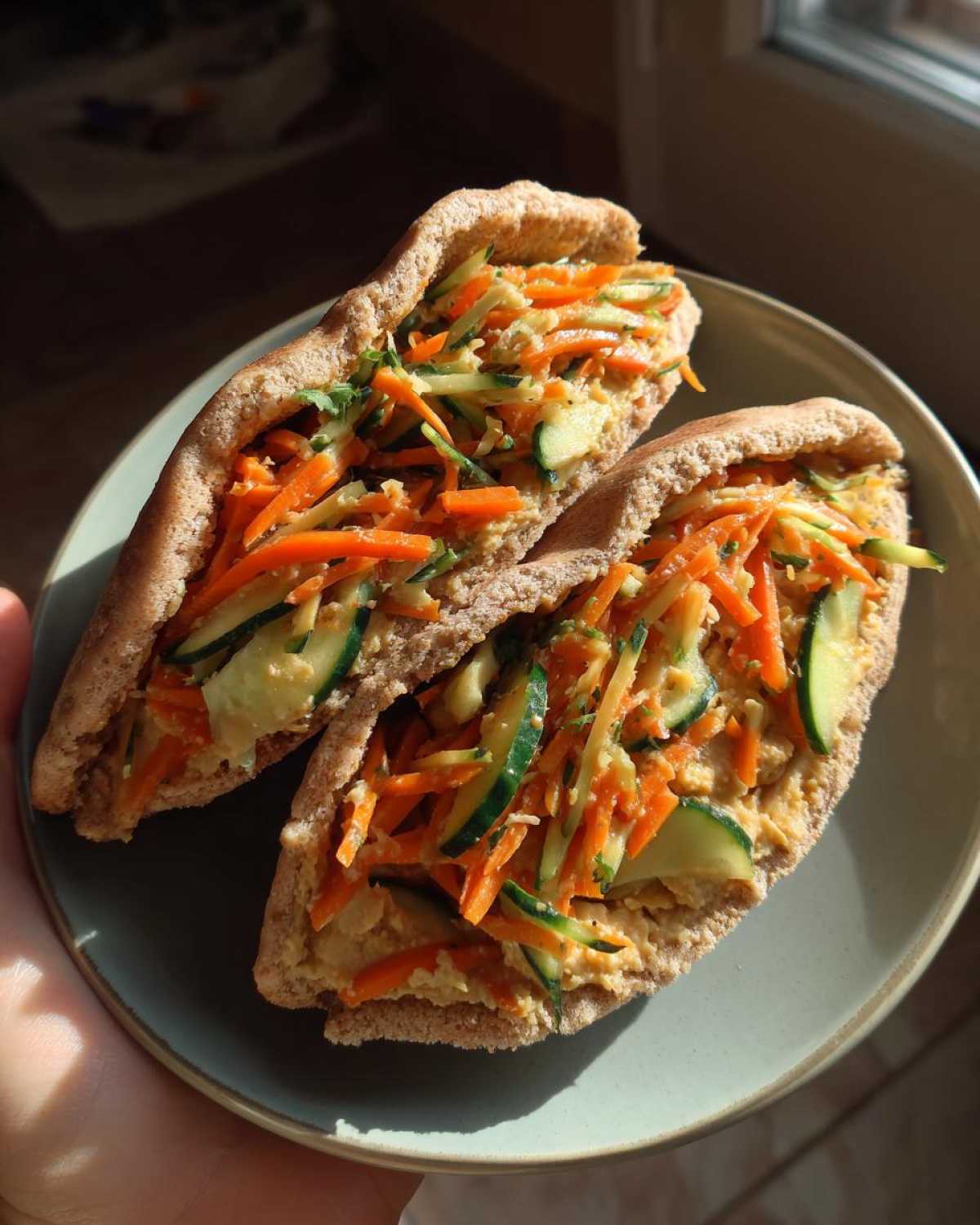 Kid-Friendly Hummus & Veggie Pita Pockets - detail 2