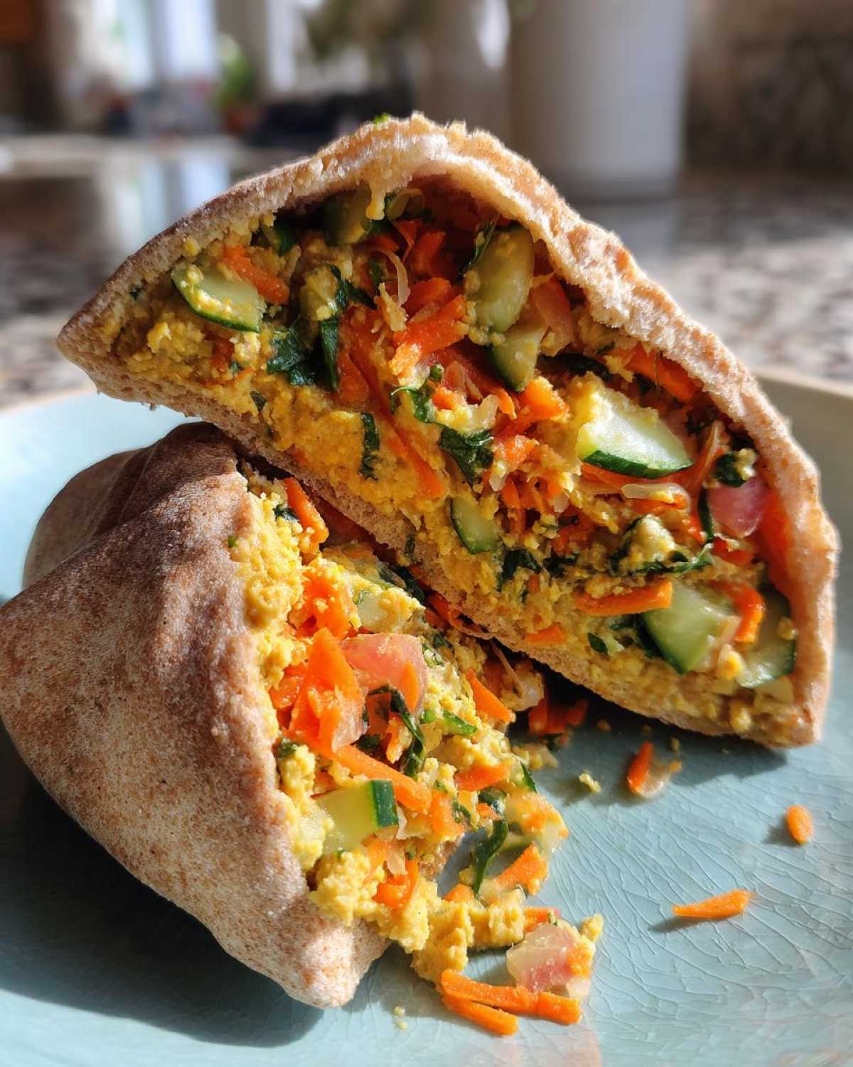 Kid-Friendly Hummus & Veggie Pita Pockets - detail 4