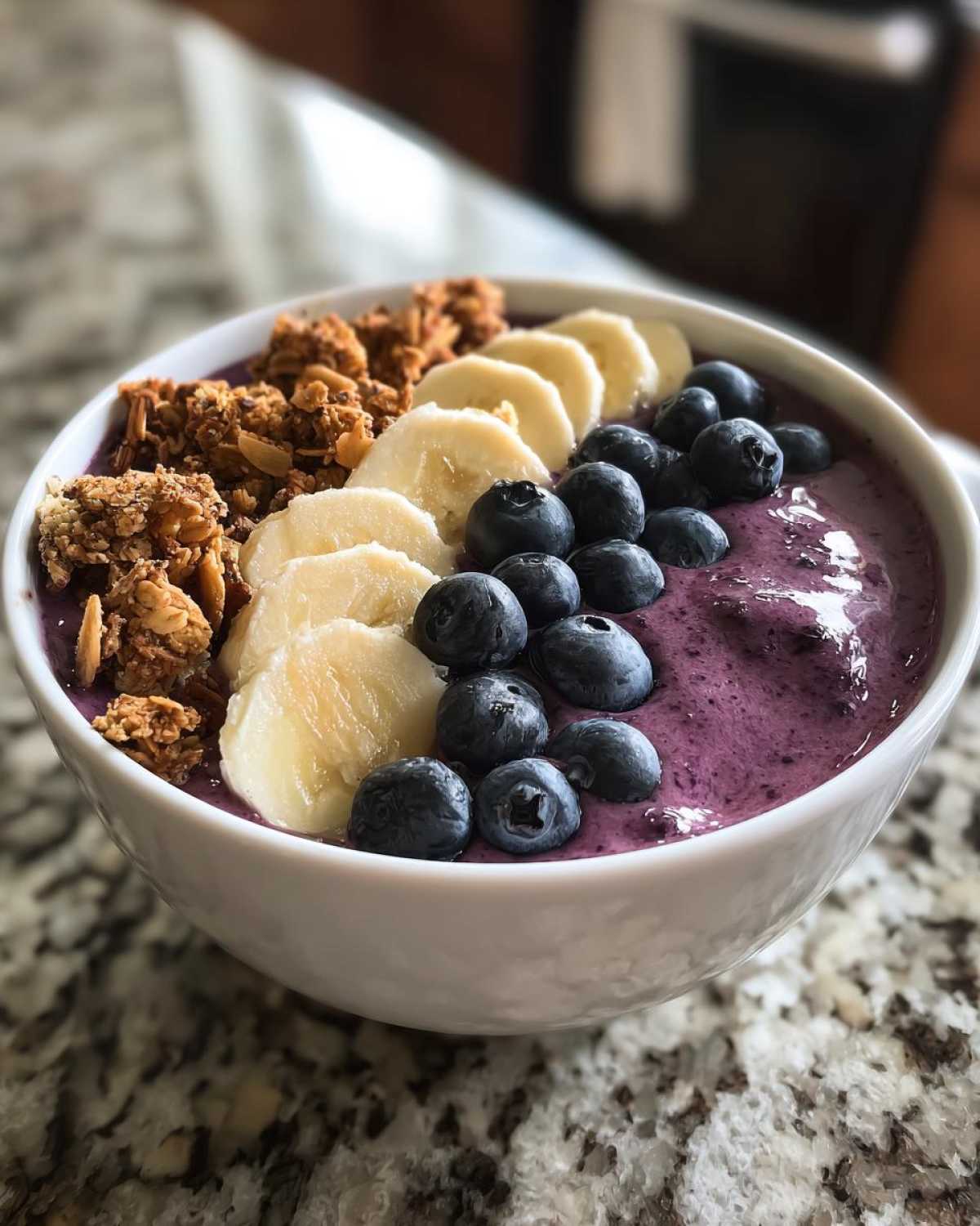 Kid-Friendly Mixed Berry Smoothie Bowl - detail 1