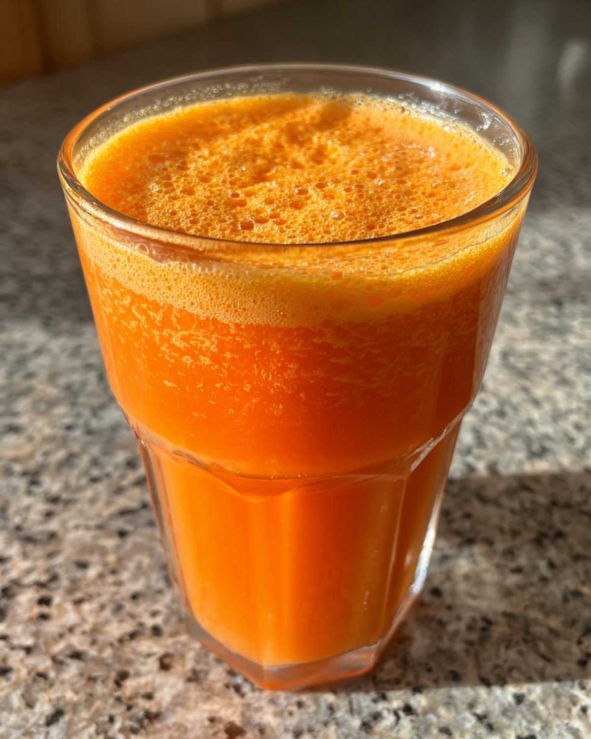 Kid-Friendly Orange Carrot Power Juice - detail 1