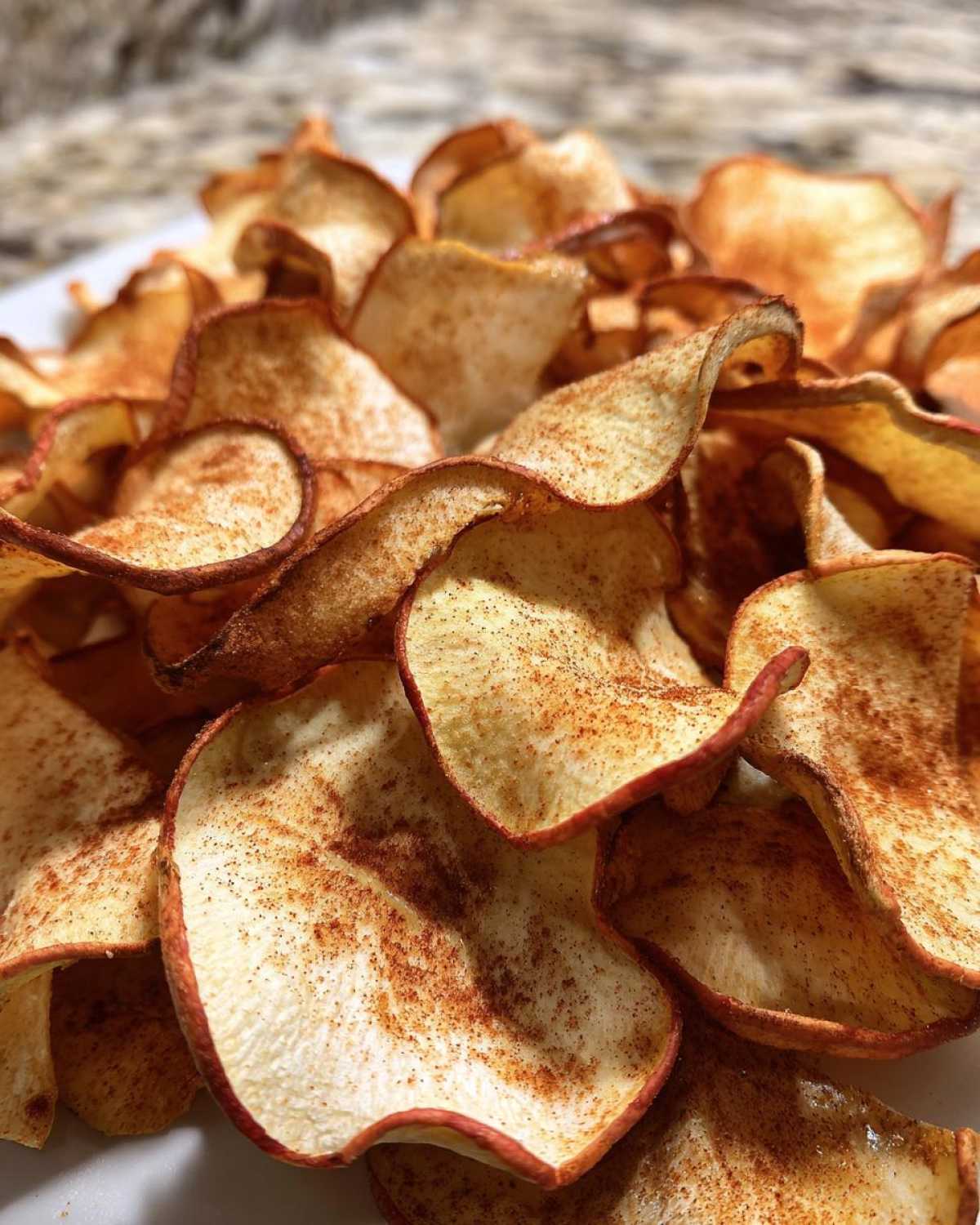 Kid-Friendly Oven-Baked Apple Chips - detail 1