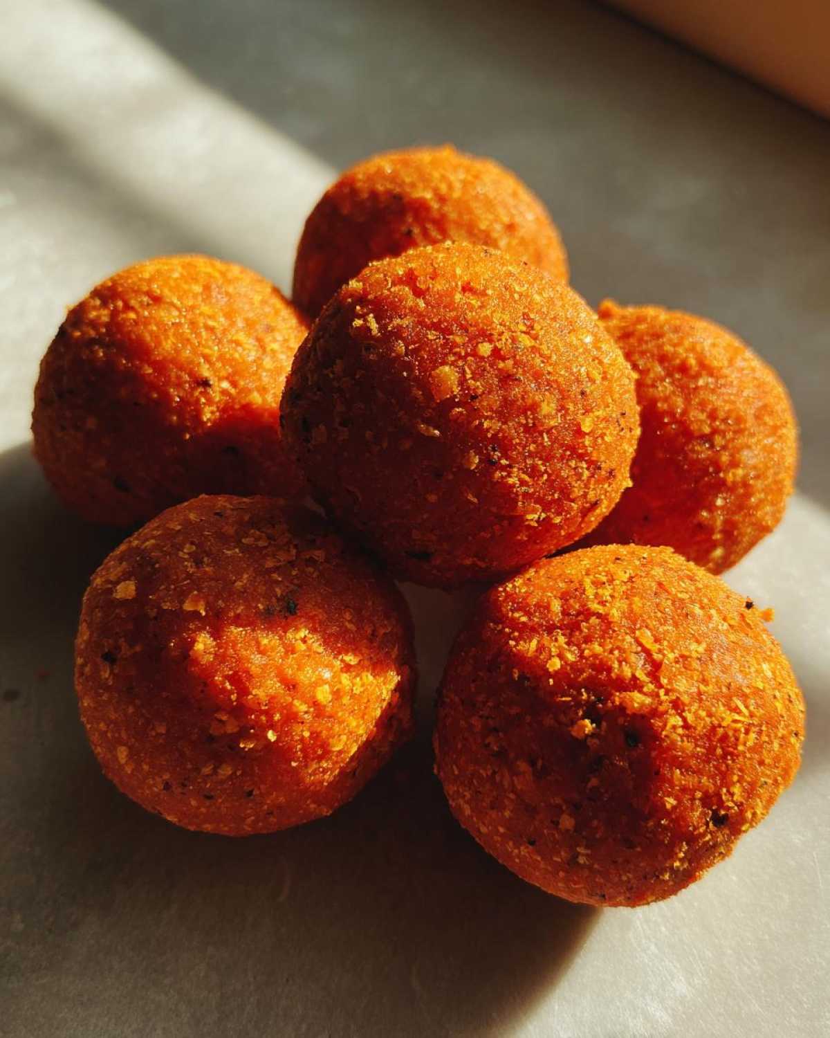 Kid-Friendly PUMPKIN PROTEIN BALLS - detail 1