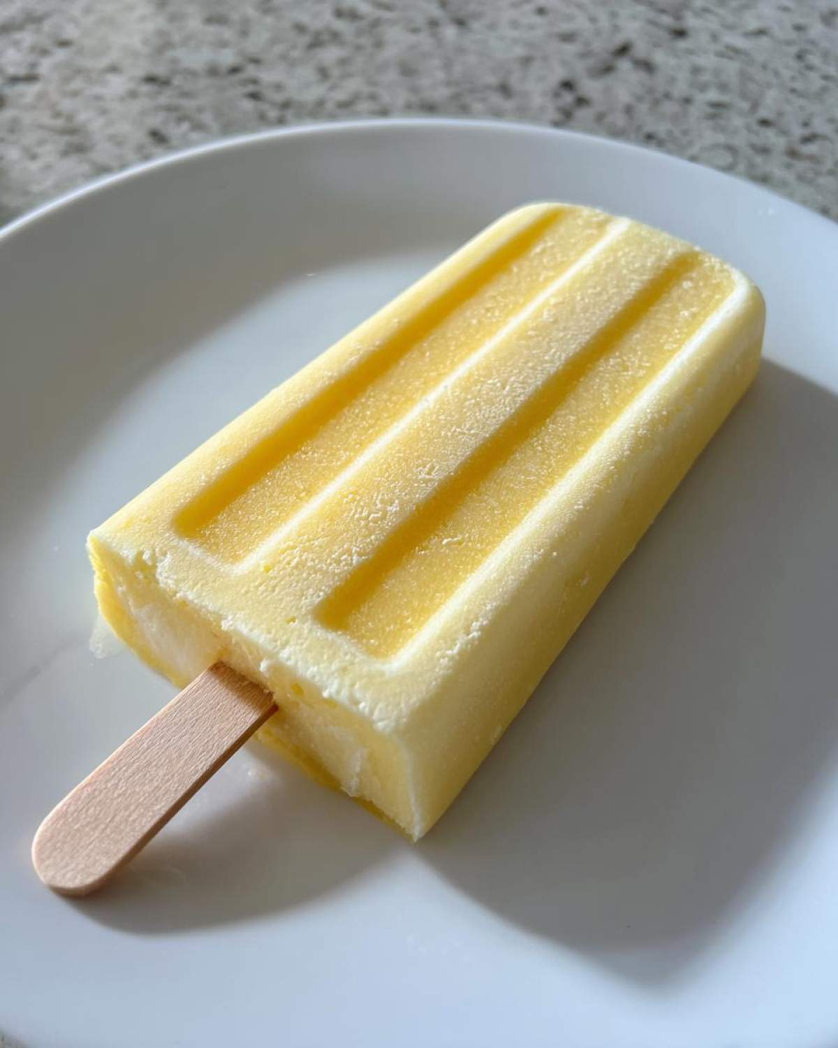 Kid-Friendly Yogurt Banana Popsicles - detail 3