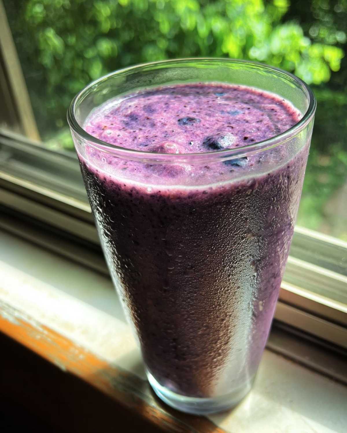 Blueberry Spinach Green Smoothie - detail 3