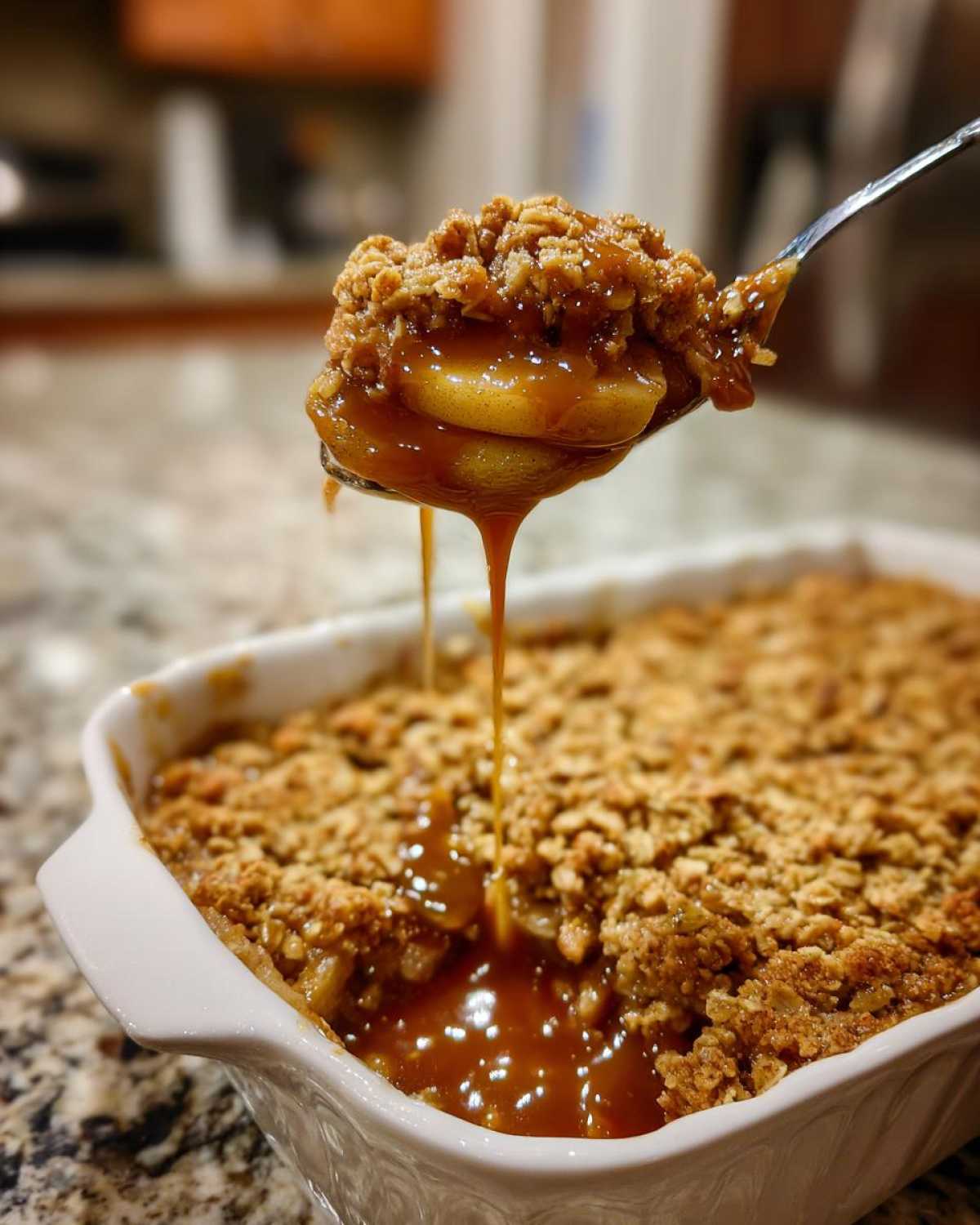 Caramel Apple Crisp with Oat Topping - detail 2