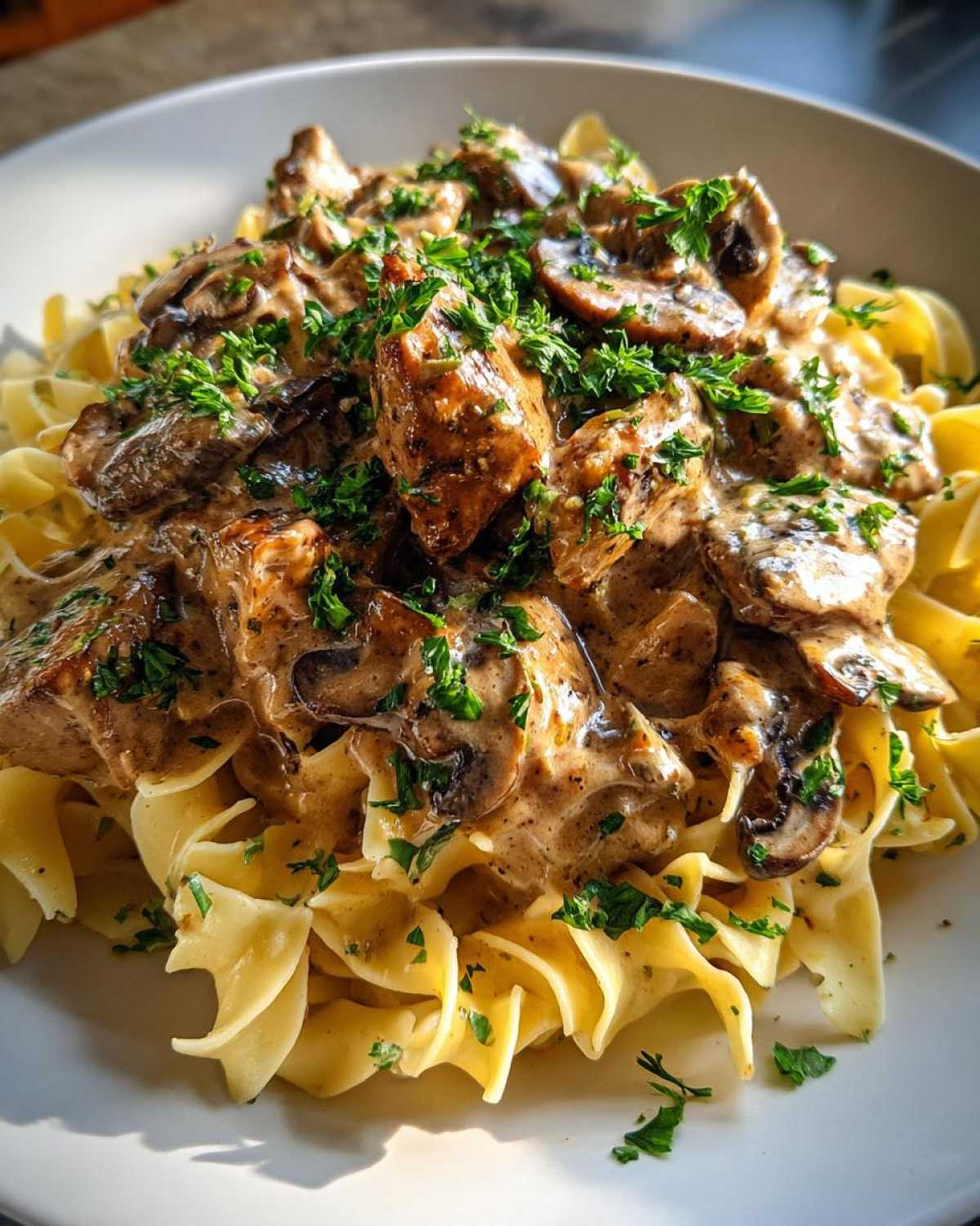 Creamy Mushroom Stroganoff - detail 1