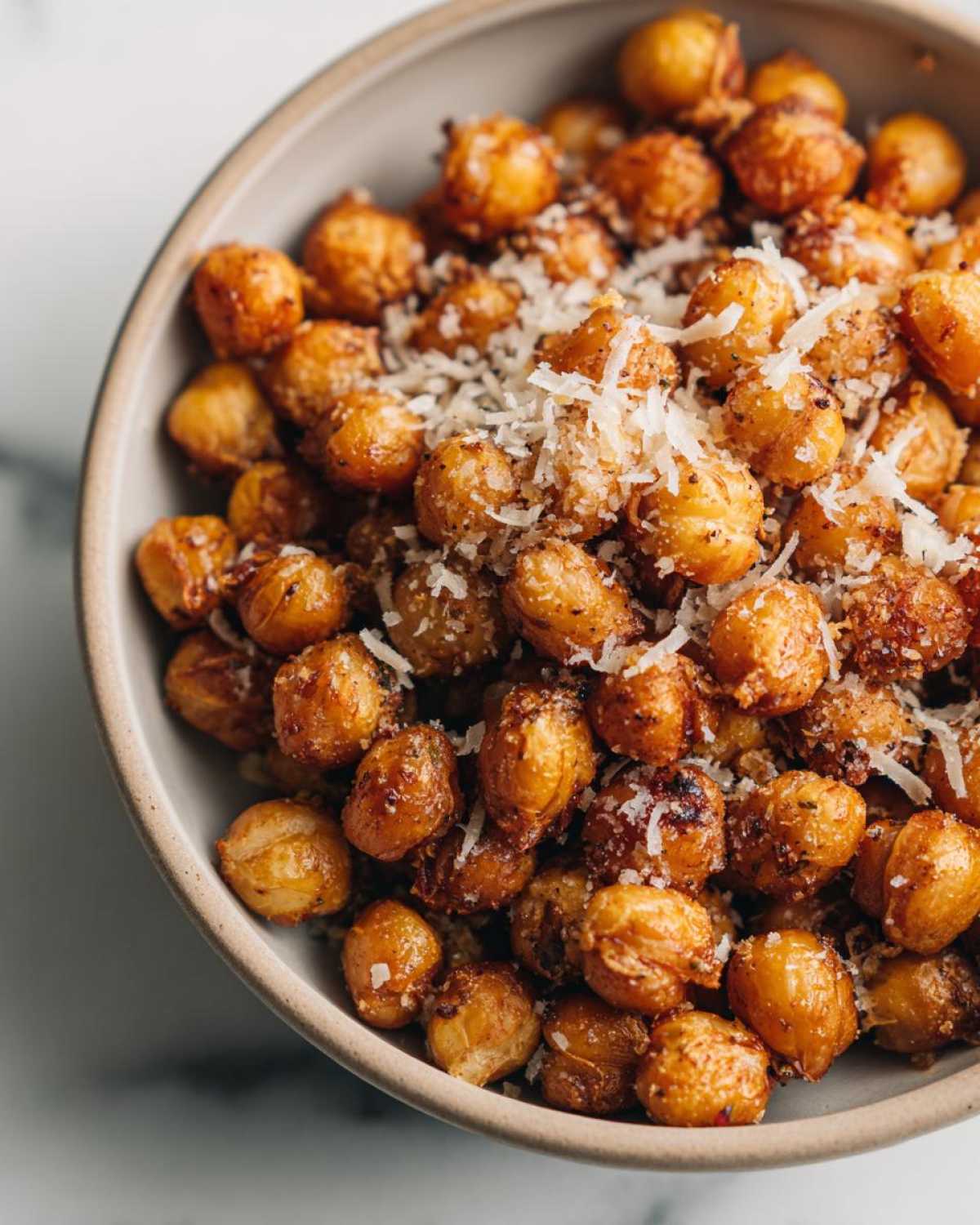 Garlic Parmesan Roasted Chickpeas (Crunchy Snack) - detail 3
