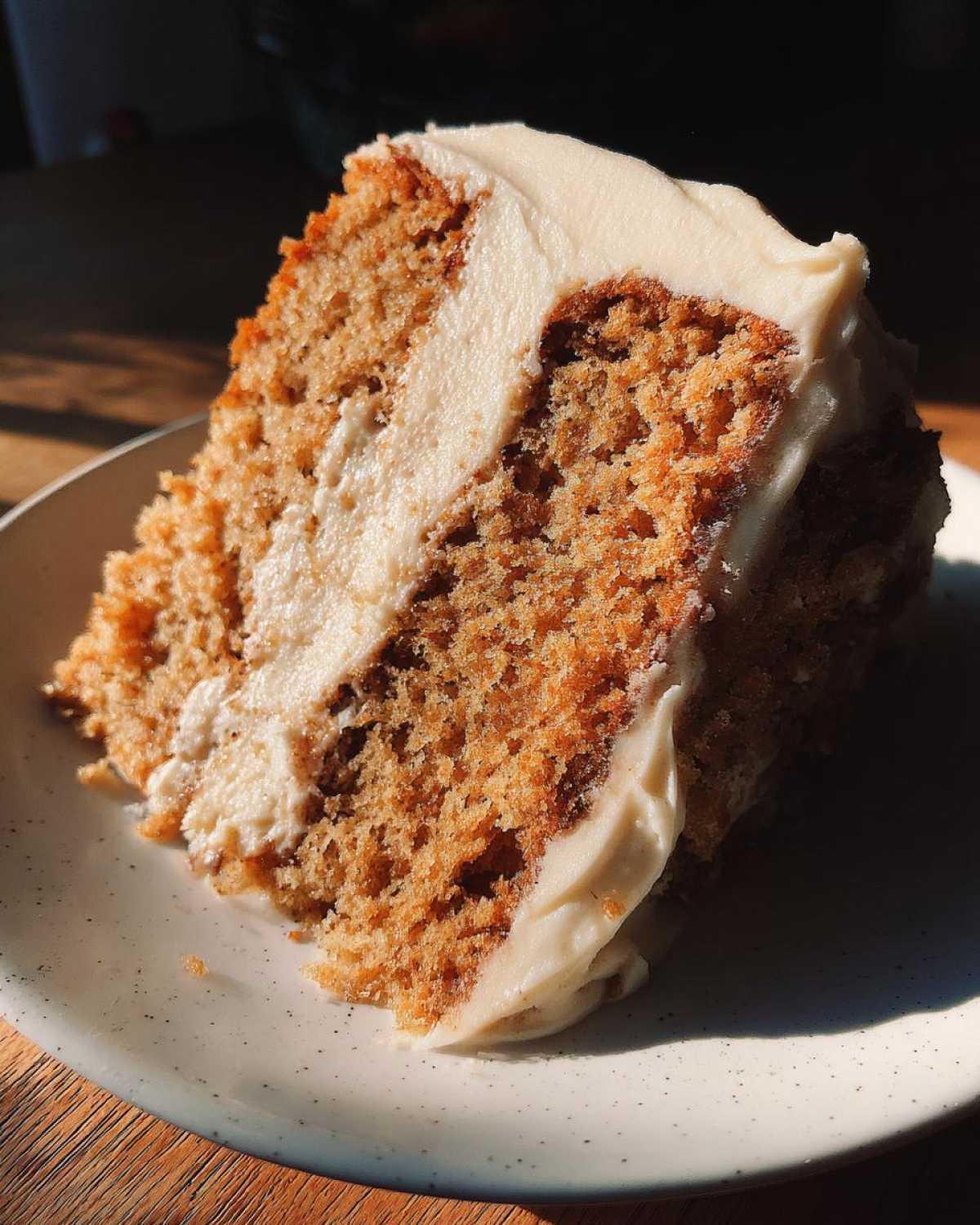 Holiday 'Hear Me Out' Cake - detail 1