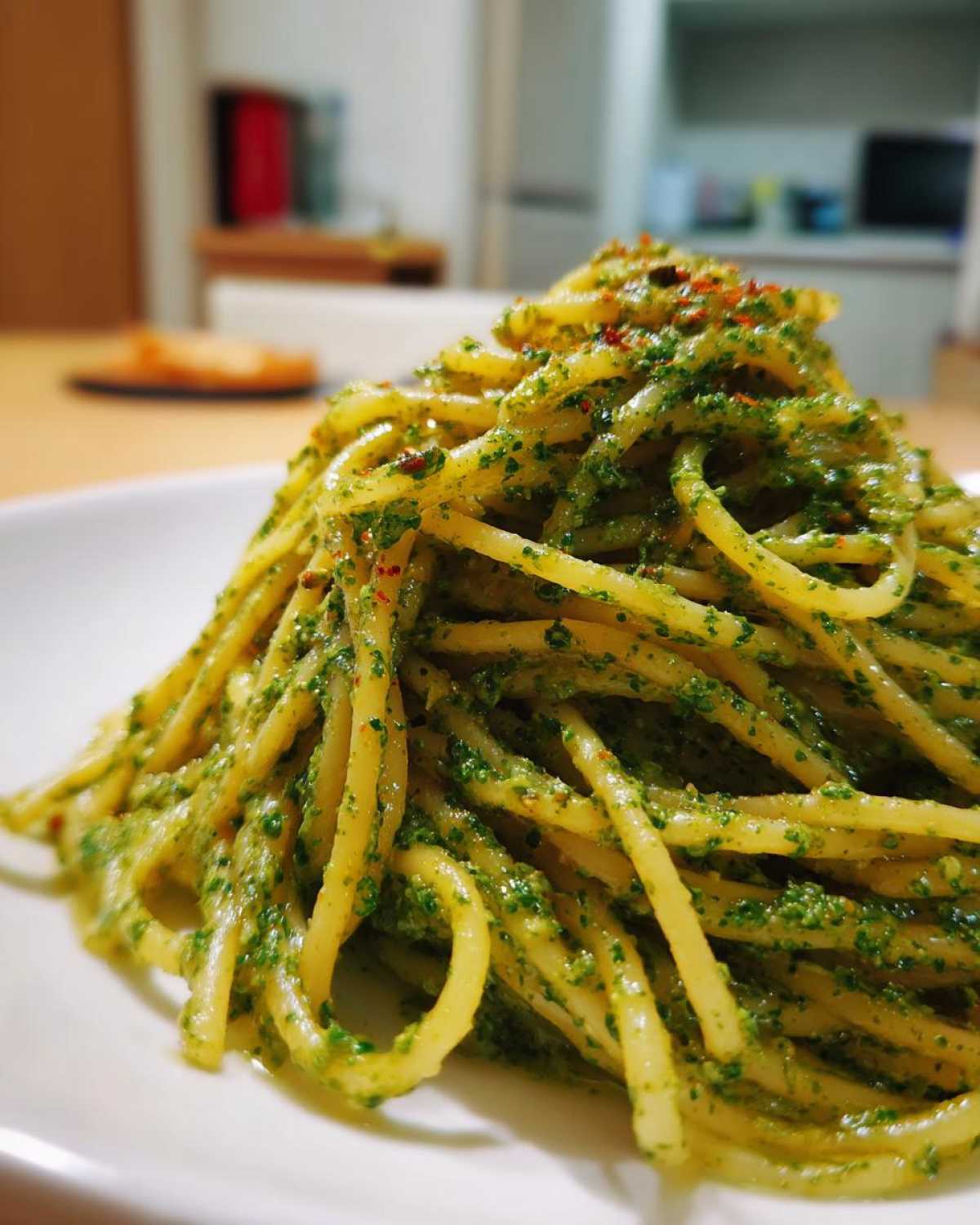 Italian Pesto Pasta with Basil - detail 2