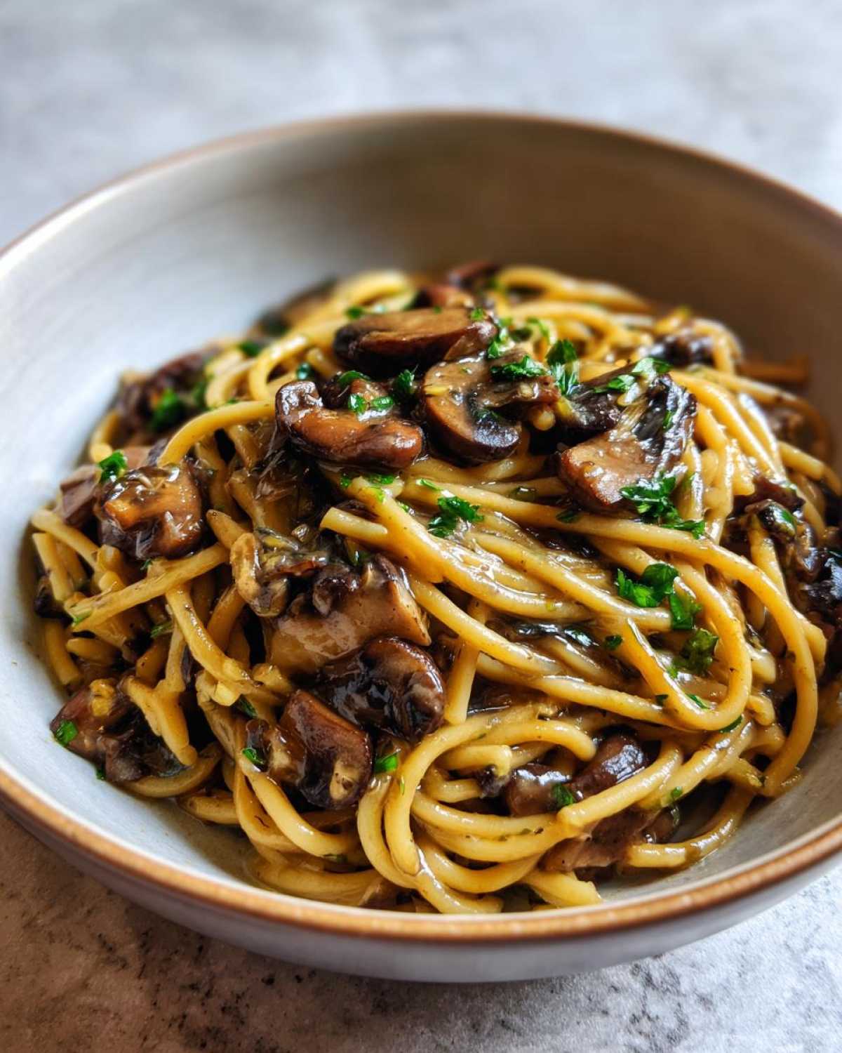 One-Pot Creamy Mushroom Pasta (Italian) - detail 1
