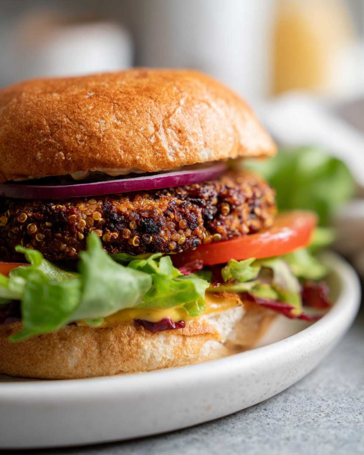 Vegan Black Bean Quinoa Burger - detail 3