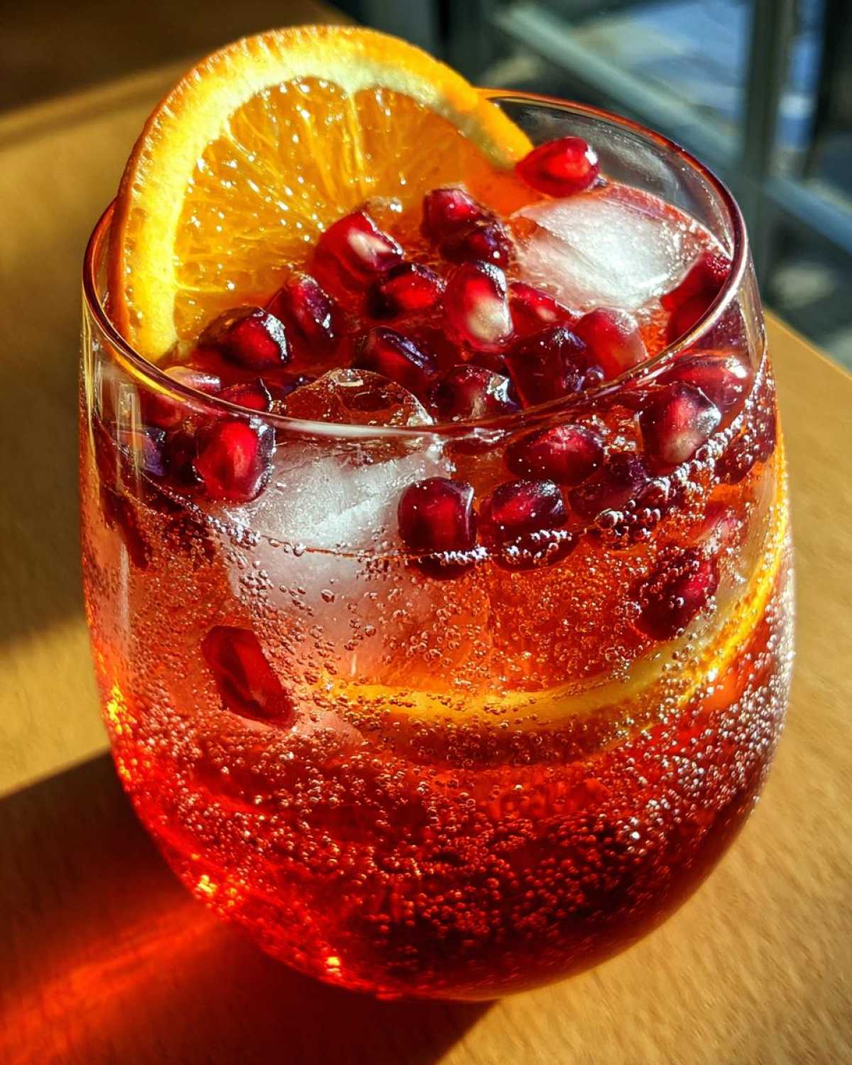 Winter Aperol Spritz with Pomegranate - detail 4