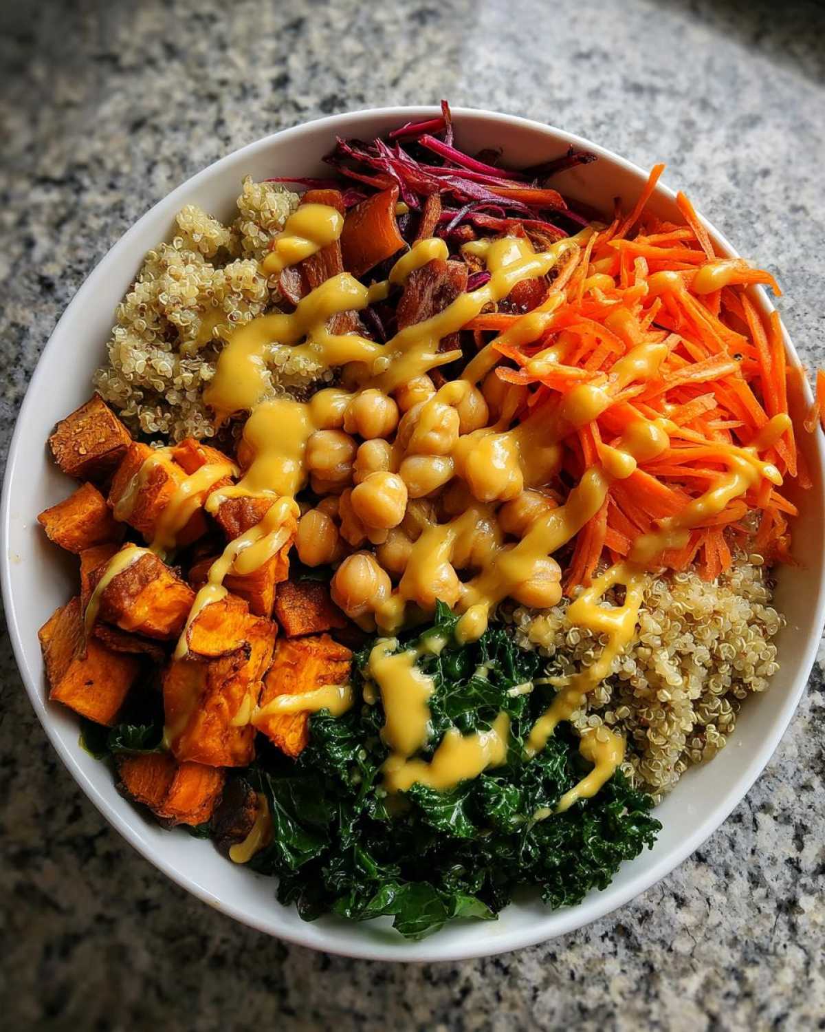 Winter Buddha Bowl with Maple Dijon - detail 1