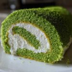 Grinch Cake Roll