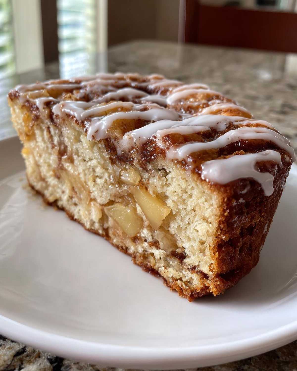 apple bread - detail 1
