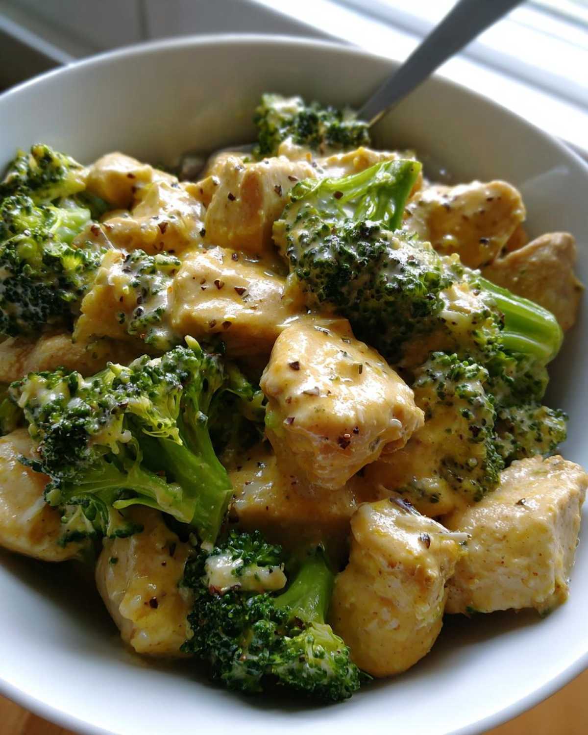 chicken and broccoli - detail 4