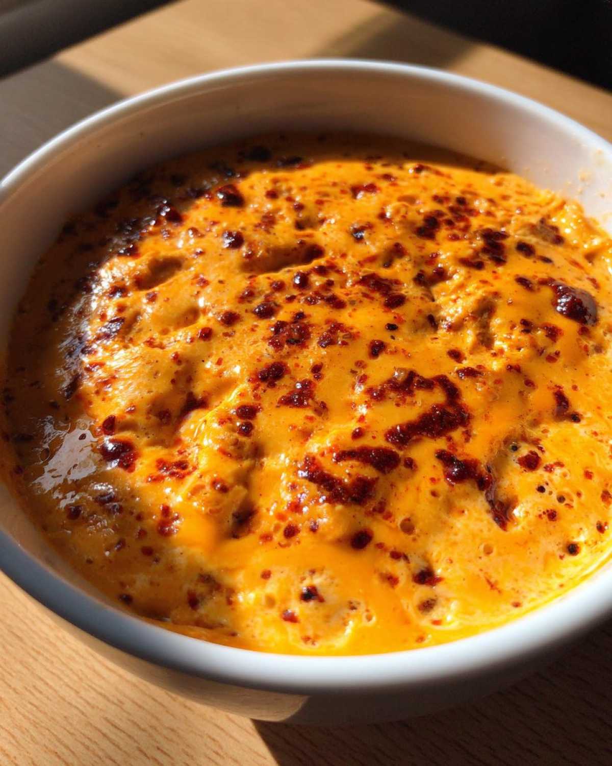 chili cheese dip - detail 3