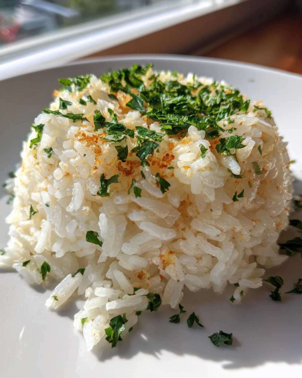 garlic butter rice - detail 3