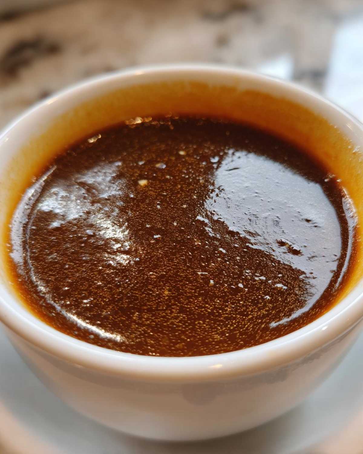 homemade brown gravy - detail 1