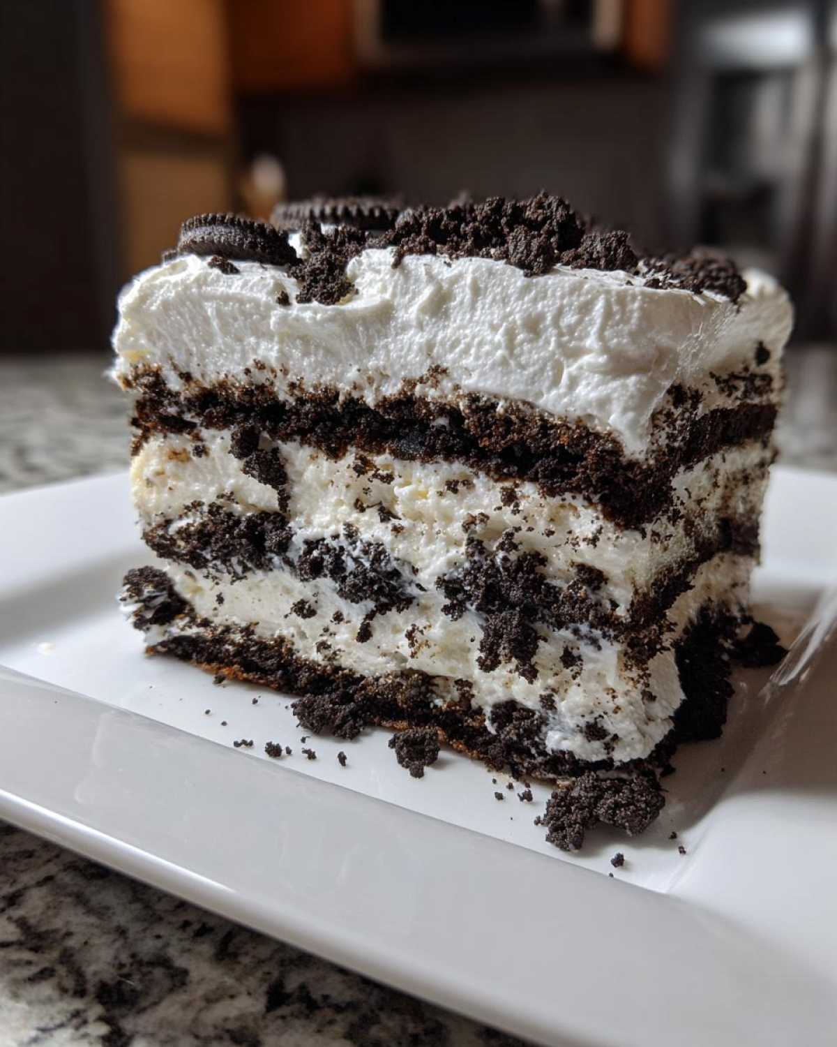 oreo dirt cake - detail 1