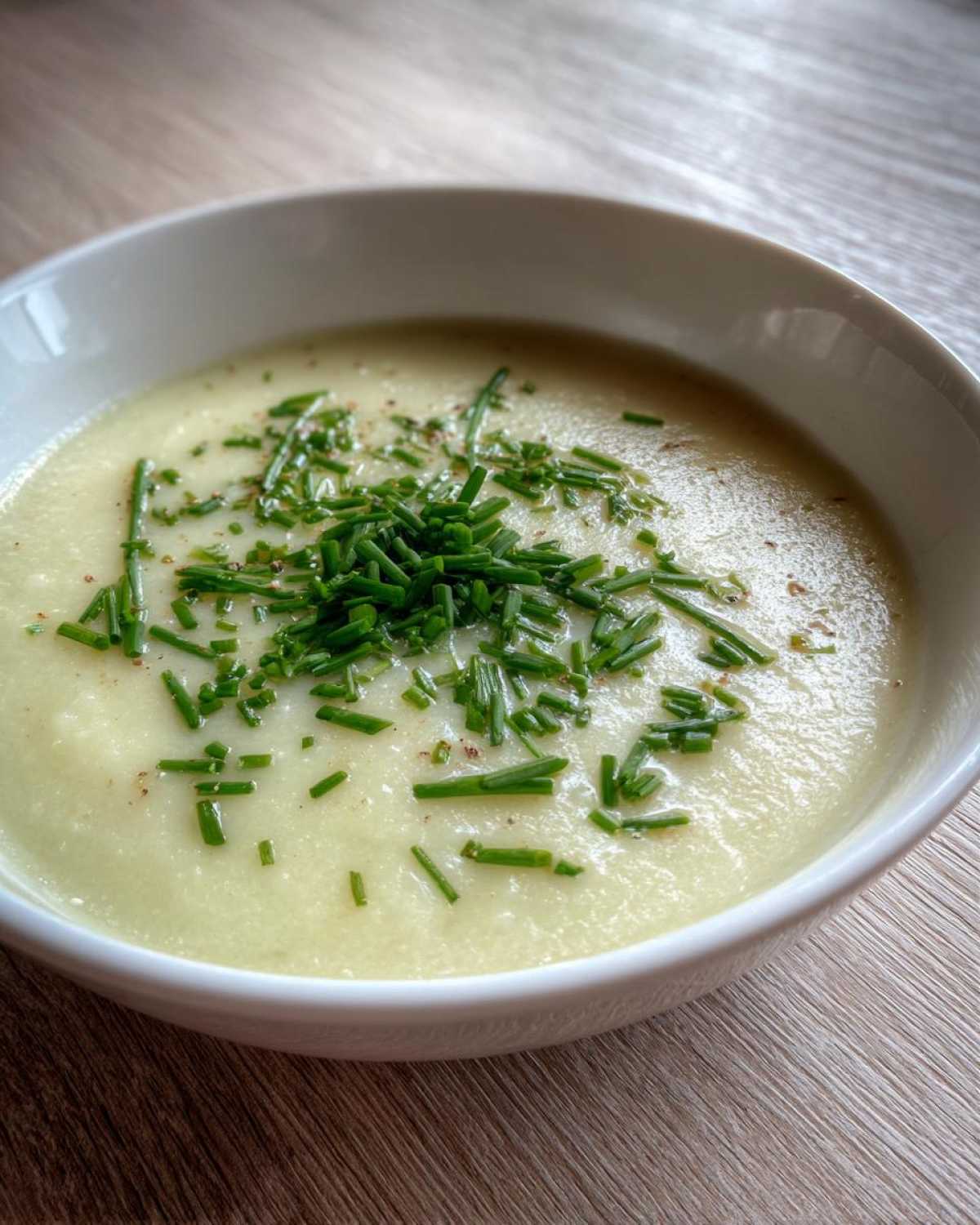 potato leek soup - detail 2