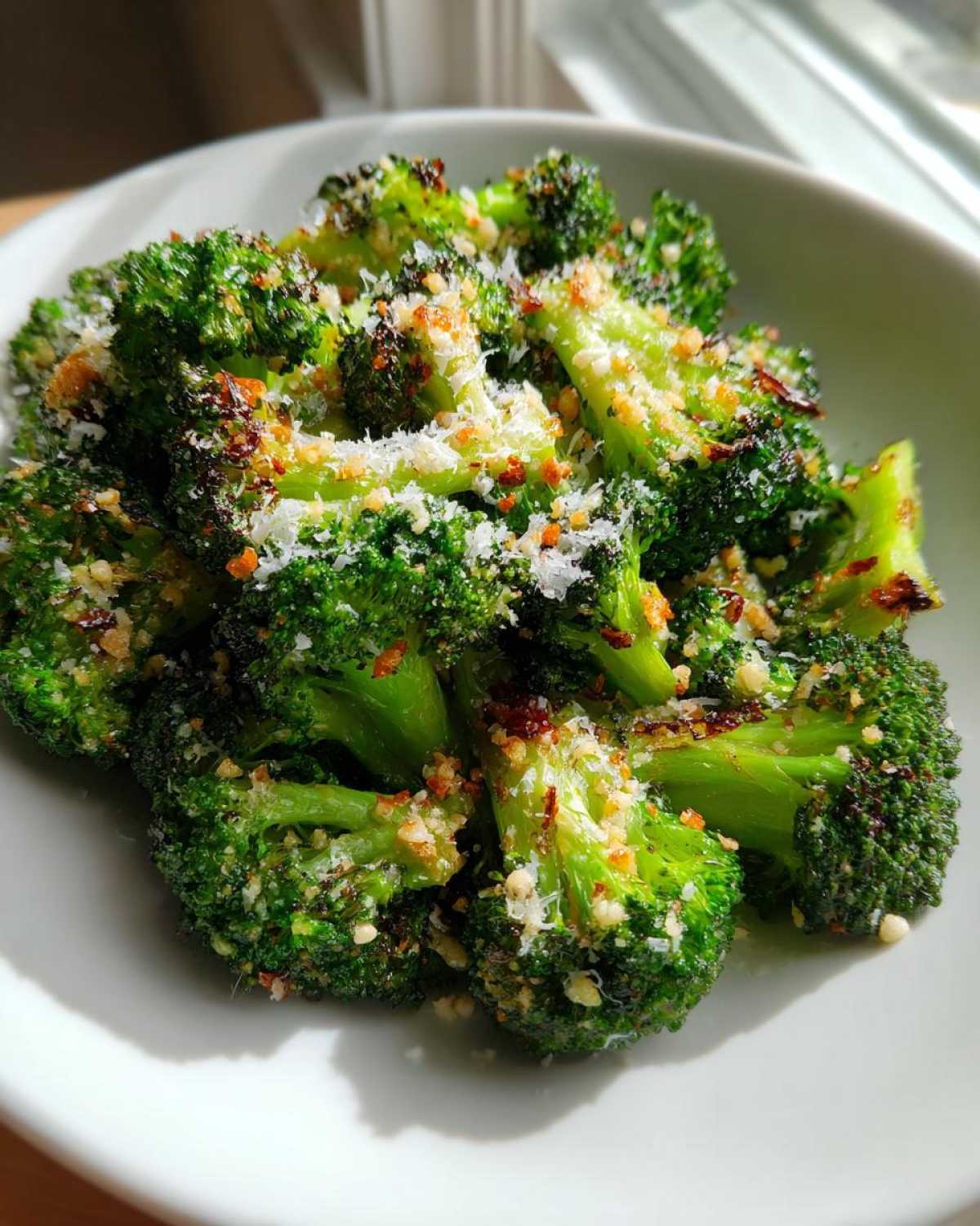 roasted broccoli - detail 1