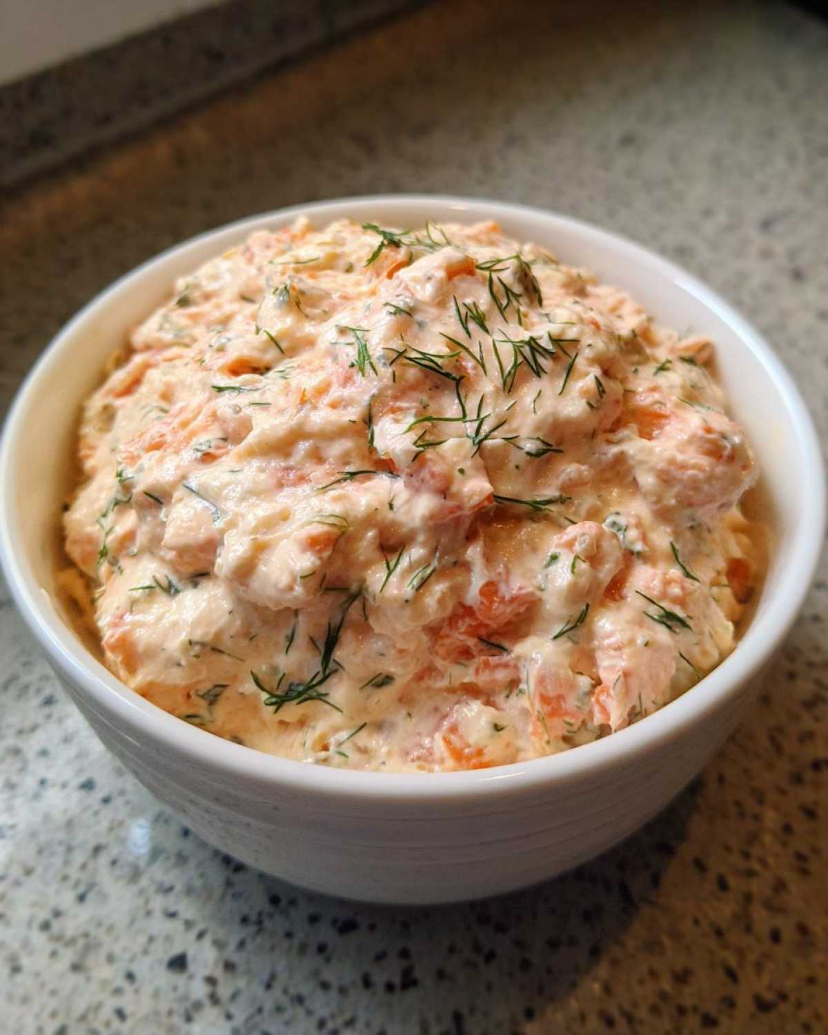 smoked salmon dip - detail 1