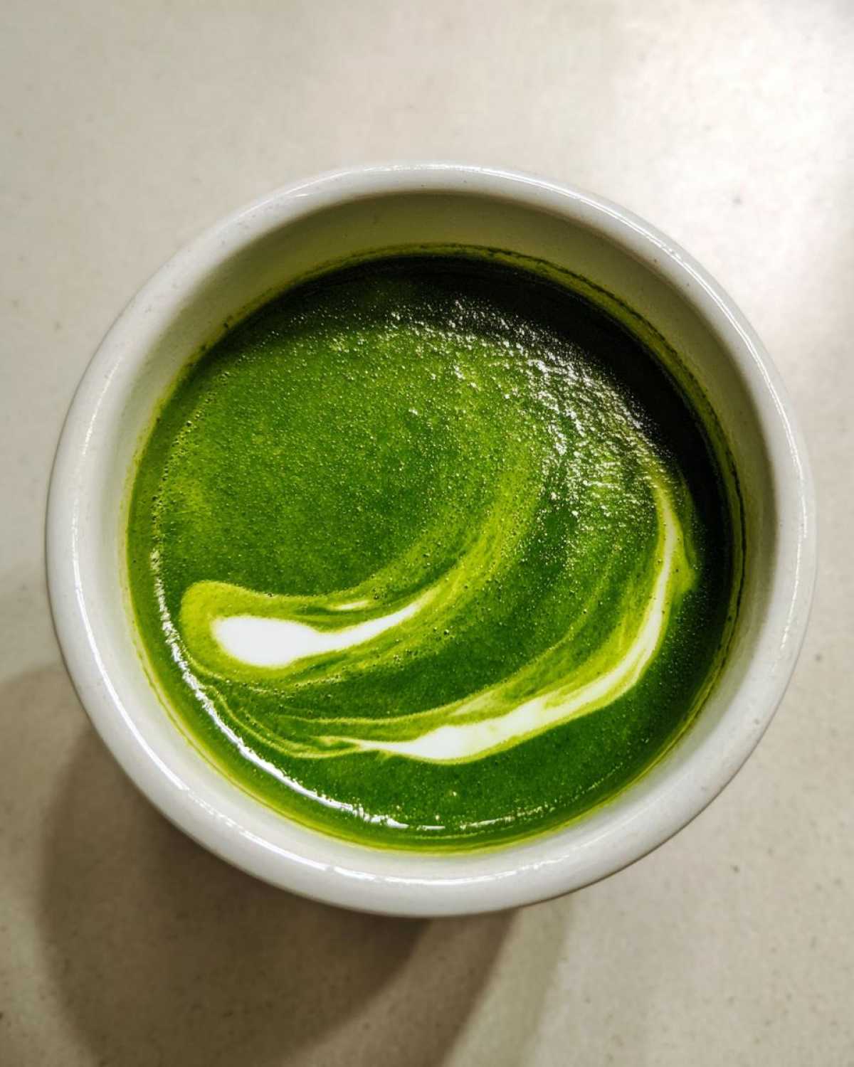 spinach soup - detail 2